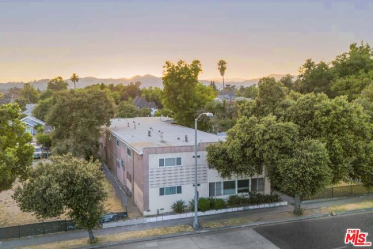  Income Home for Sale in Pasadena, California