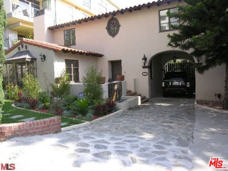 3 Bed Home to Rent in West Hollywood, California