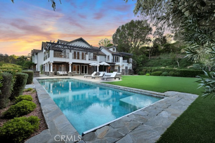 6 Bed Home for Sale in Calabasas, California