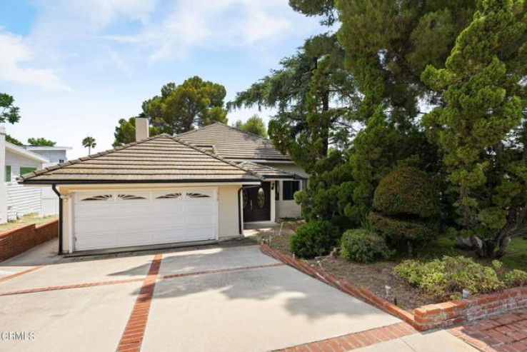 Residential Home in La Crescenta/Glendale Montrose & Annex