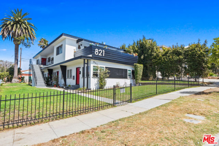  Income Home for Sale in Santa Monica, California