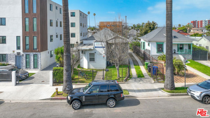 Residential Income in Los Angeles Southwest