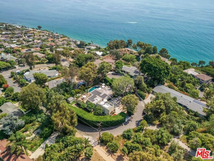 4 Bed Home for Sale in Malibu, California