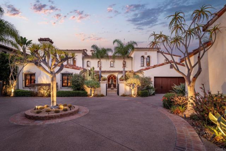 Residential Home in Rancho Bernardo