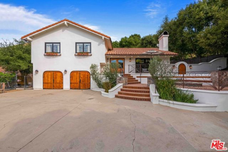 4 Bed Home for Sale in Calabasas, California