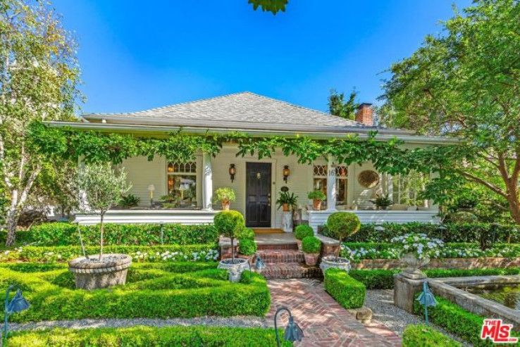 Residential Home in North Laguna