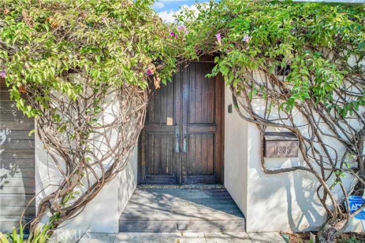 4 Bed Home for Sale in Studio City, California