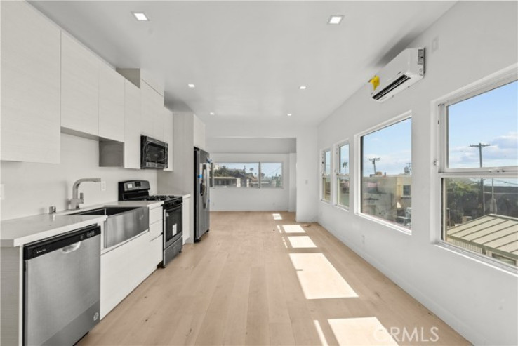 Residential Lease in Santa Monica