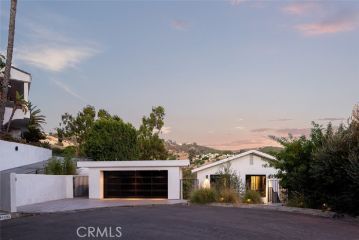 Residential Home in Laguna Village