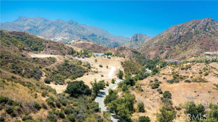 Land in Agoura