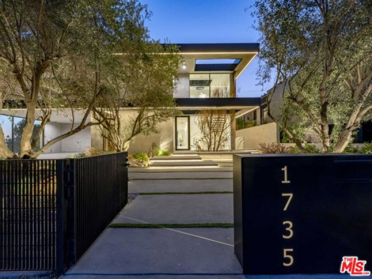 6 Bed Home for Sale in South Pasadena, California