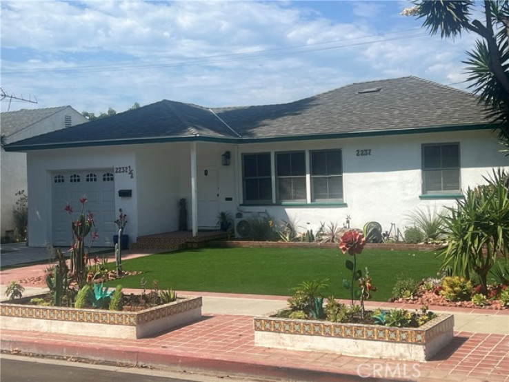 3 Bed Home to Rent in Long Beach, California