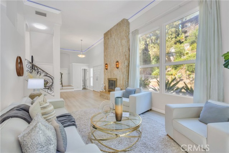 Residential Home in Sunset Strip - Hollywood Hills West