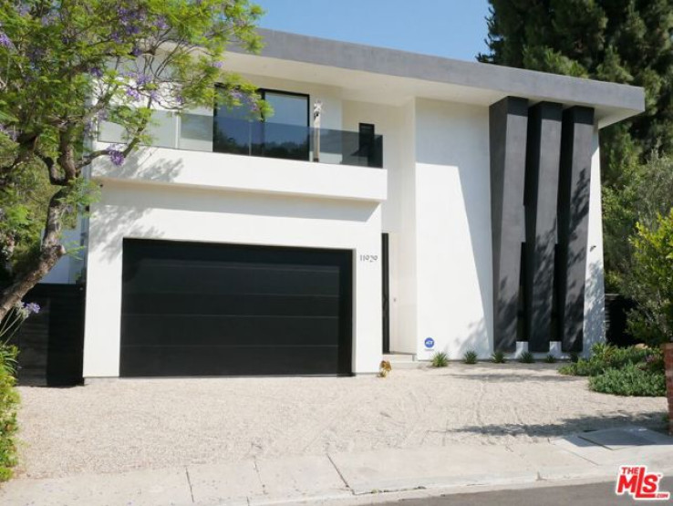 Residential Home in Brentwood