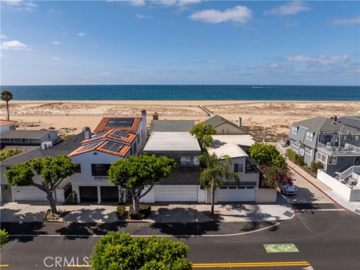 Residential Home in Balboa Peninsula