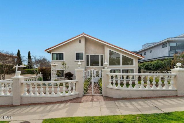 7 Bed Home for Sale in Santa Monica, California