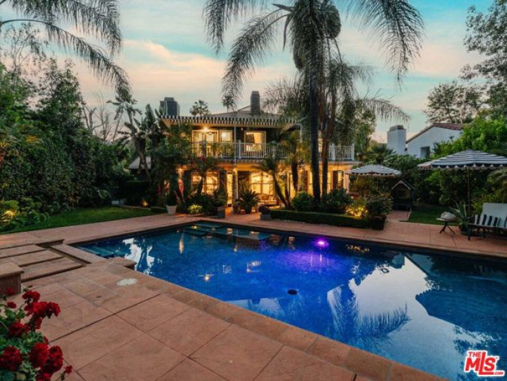 4 Bed Home for Sale in Calabasas, California