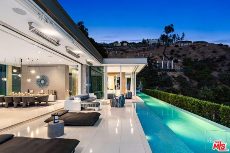 Residential Lease in Sunset Strip - Hollywood Hills West