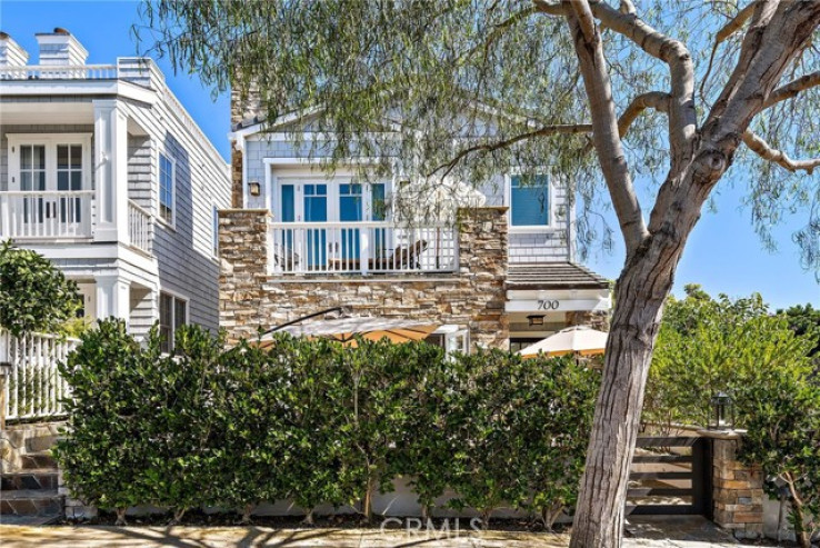 Residential Home in Corona del Mar