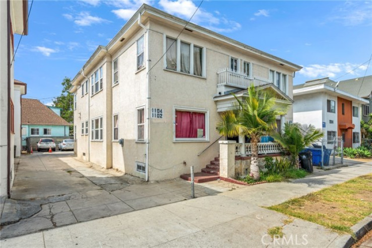  Income Home for Sale in Los Angeles, California