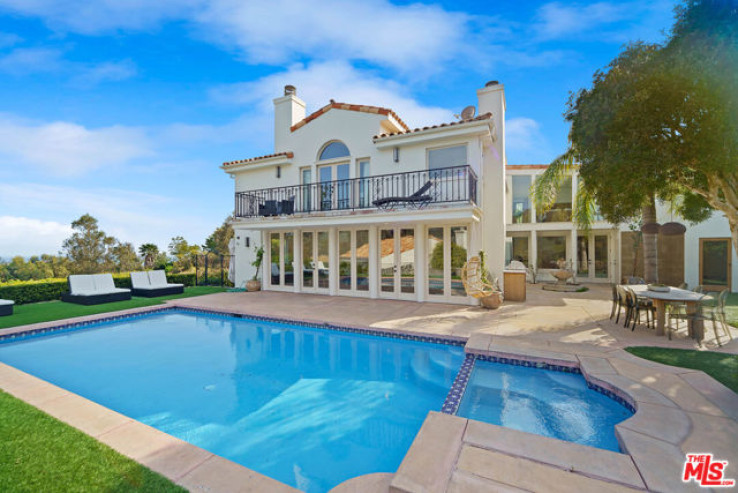 Residential Home in Malibu