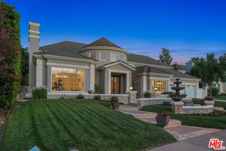 Residential Home in Calabasas