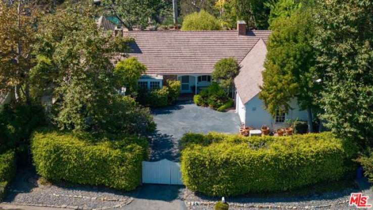 Residential Home in Pacific Palisades