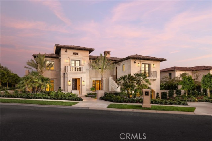 Residential Home in Crystal Cove