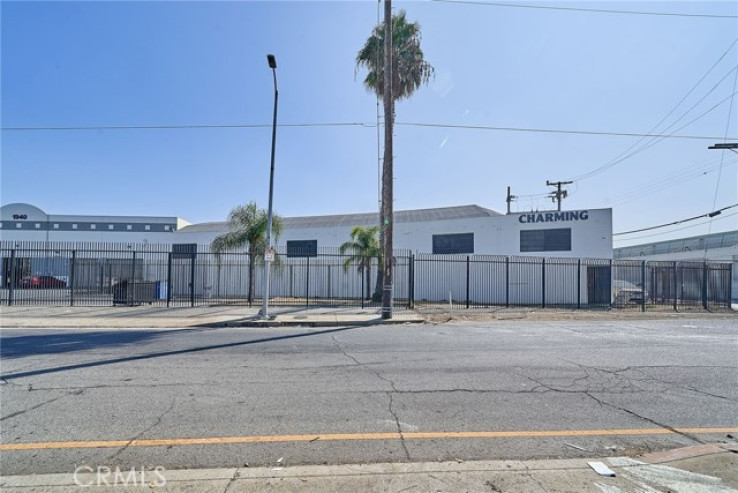  Commercial for Sale in Los Angeles, California