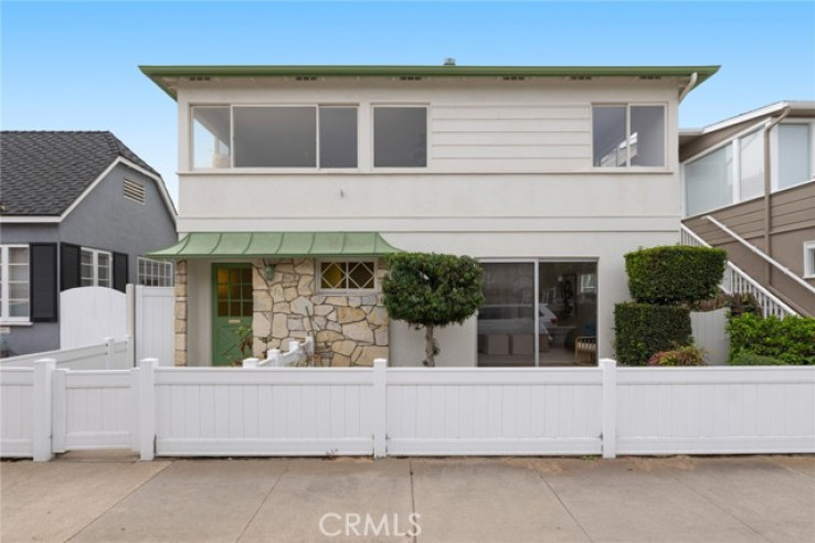 Residential Home in Balboa Peninsula