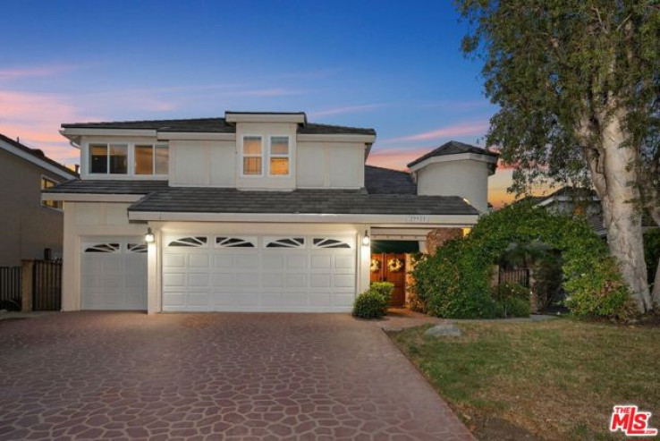 Residential Home in Agoura