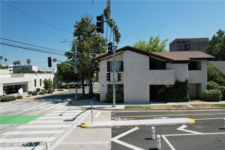  Commercial for Sale in Pasadena, California