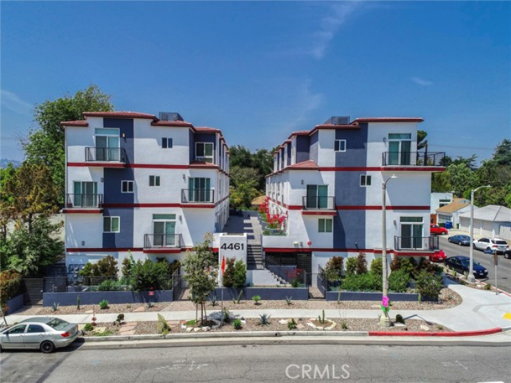 Residential Lease in Studio City