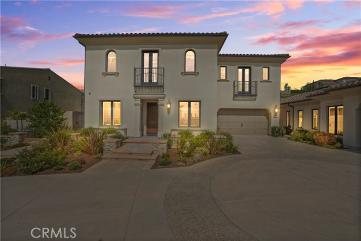 5 Bed Home for Sale in Irvine, California