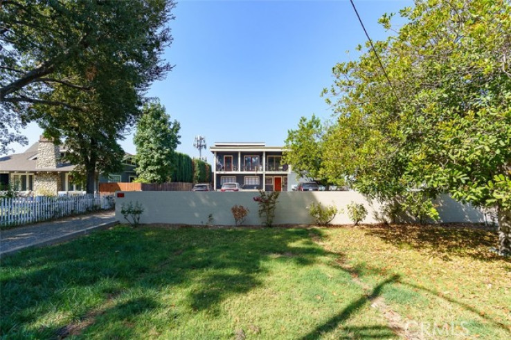  Income Home for Sale in Pasadena, California