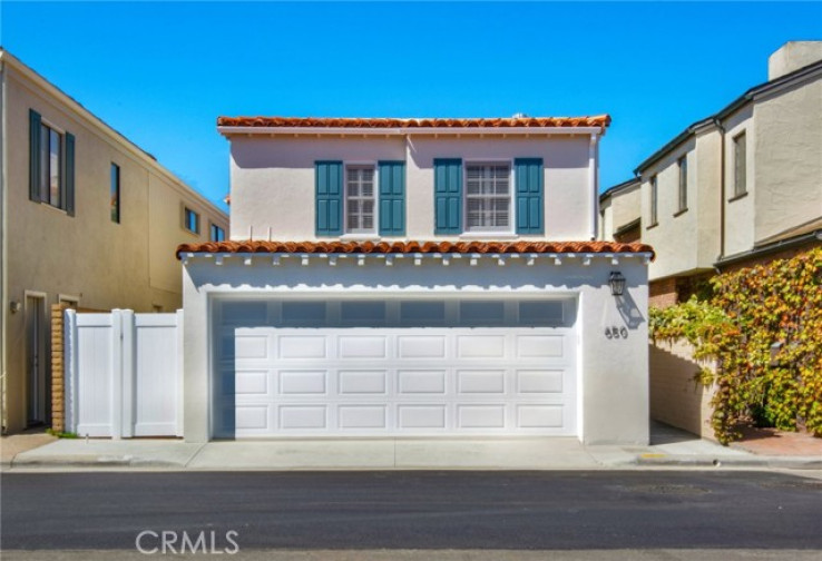 4 Bed Home to Rent in Newport Beach, California