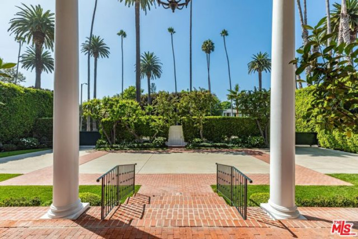 9 Bed Home for Sale in Beverly Hills, California