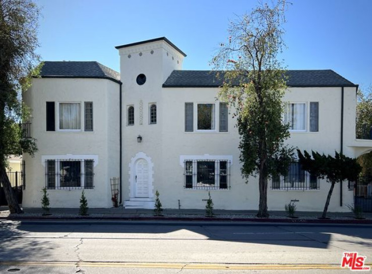 Residential Income in Silver Lake - Echo Park