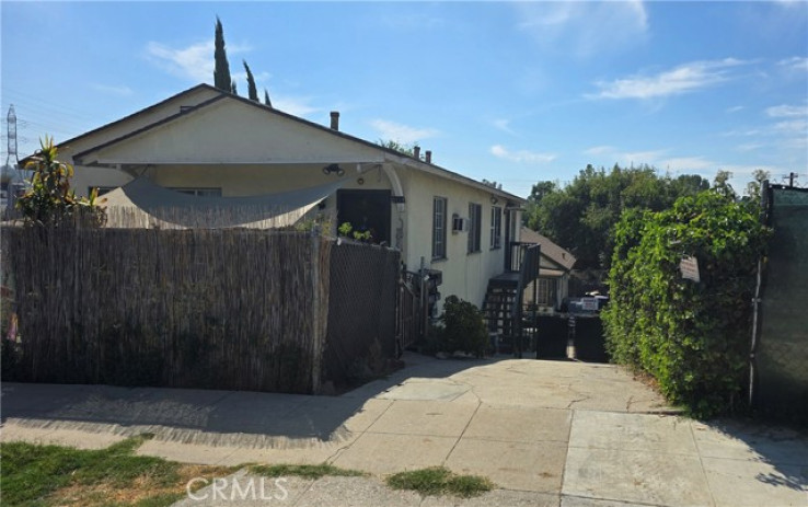  Income Home for Sale in Los Angeles, California