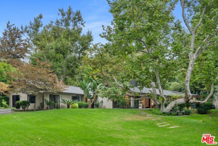 Residential Home in Malibu