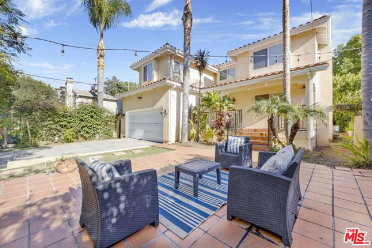 4 Bed Home to Rent in Los Angeles, California