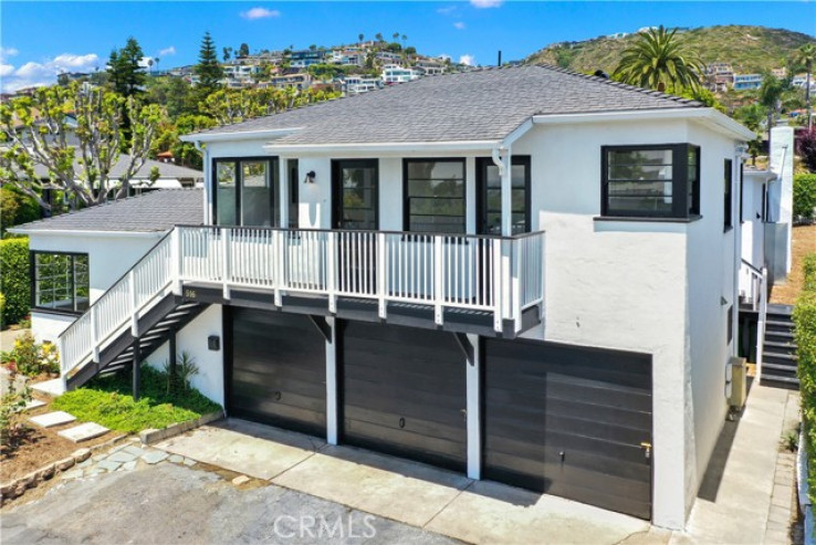 Residential Home in Laguna Village