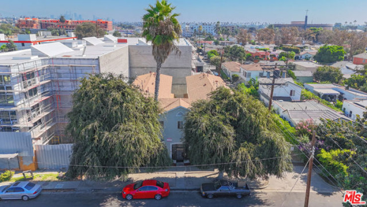  Income Home for Sale in Los Angeles, California