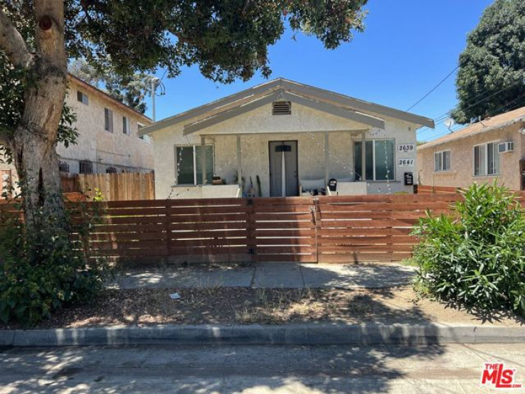 3 Bed Home to Rent in Los Angeles, California