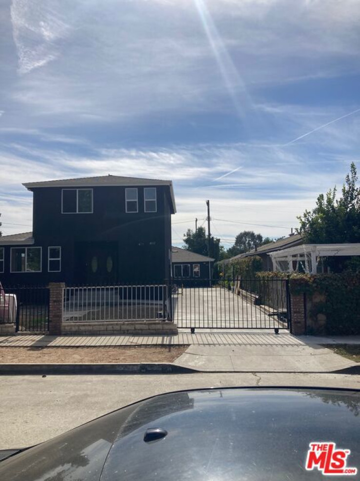 3 Bed Home to Rent in Los Angeles, California