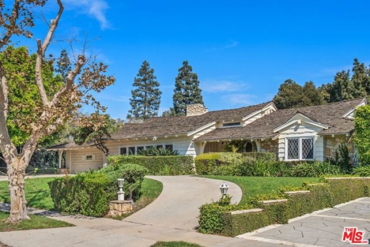 Residential Home in Hancock Park-Wilshire