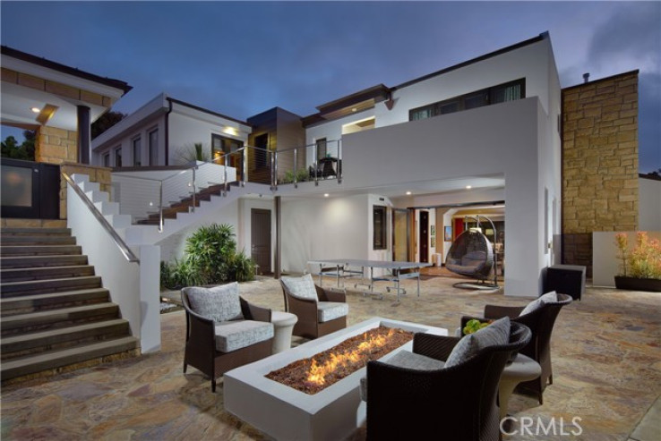 Residential Home in Corona Del Mar - Spyglass