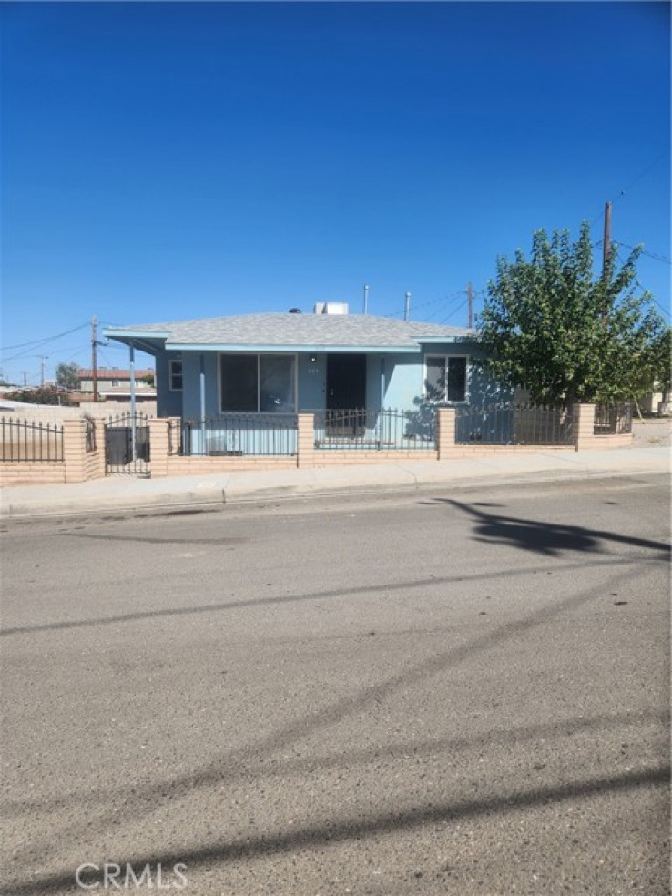 2 Bed Home to Rent in Barstow, California