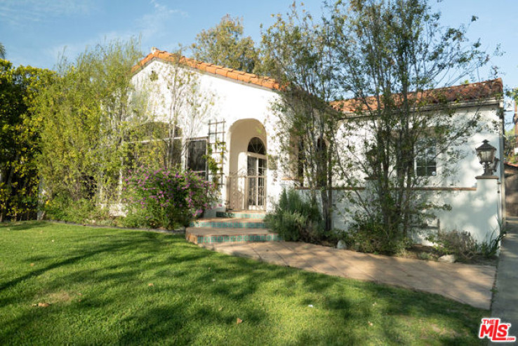 Residential Home in Hancock Park-Wilshire