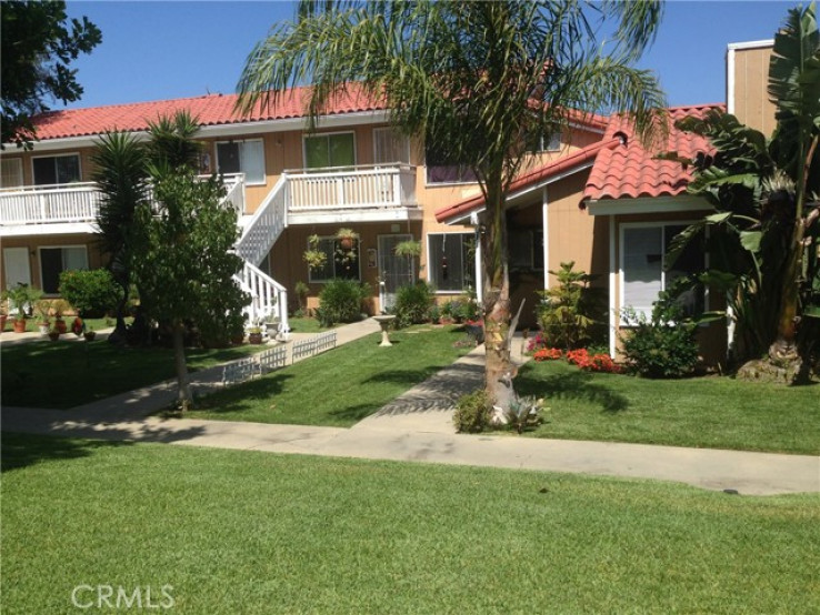  Income Home for Sale in Costa Mesa, California